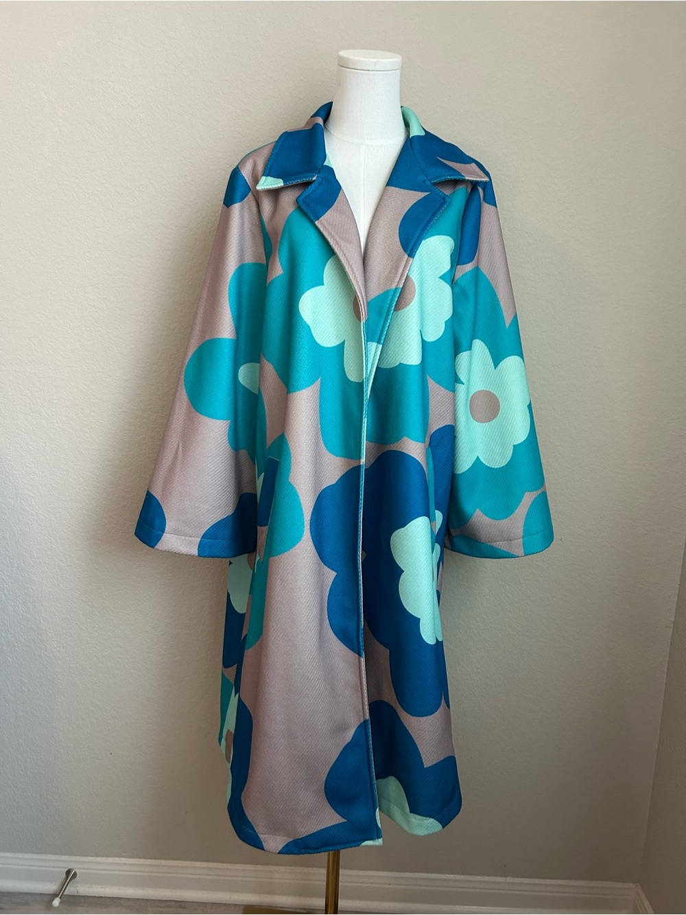 DAVI & DANI Teal, Aqua & Beige Floral Drape Coat